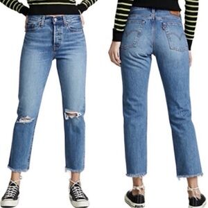 Levi's High Rise Straight Crop Jeans in Light Blue with Distressed Knees